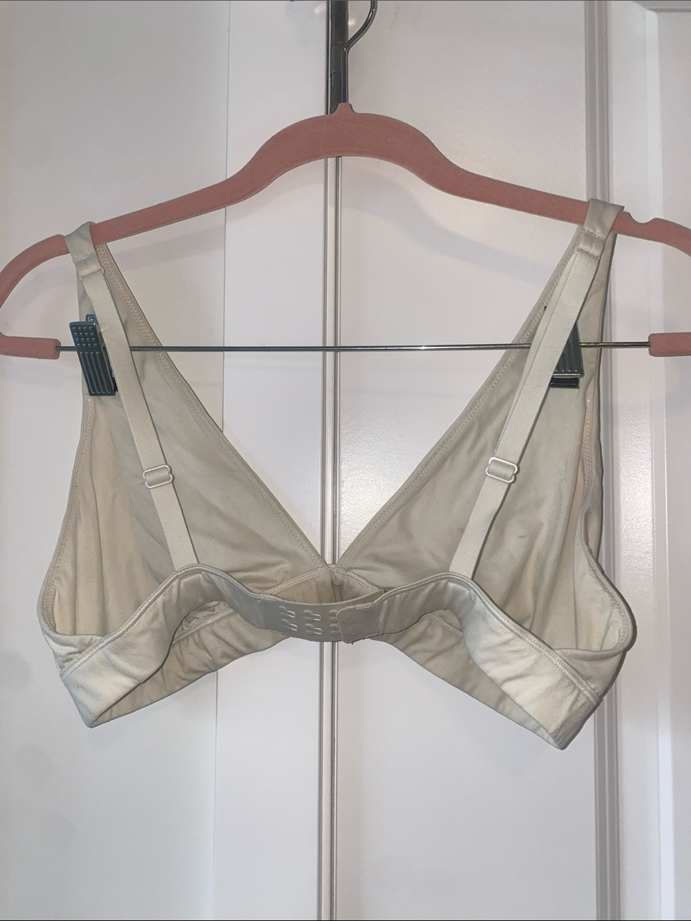 🥥Lululemon Wundermost Ultra-Soft Nulu
Triangle Bralette - Size 10 A-D Cups - Picture 5 of 13